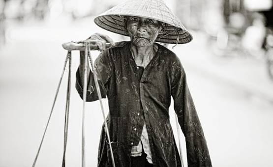 MẸ KHỔ © Copyright 2011 Thomas Jeppesen