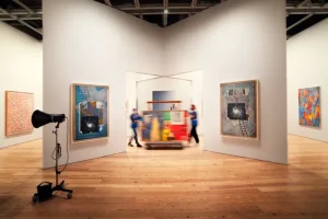 Việc lắp đặt “Jasper Johns: Tâm trí/Gương” tại Whitney. Ảnh: Pari Dukovic cho Tạp chí New York