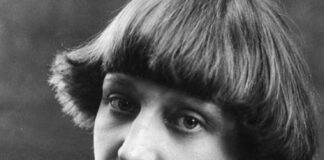 Tiếng cánh khua lạch cạch trong cái giếng tối tăm. Dành cho Marina Tsvetaeva, sinh ngày hôm nay năm 1892